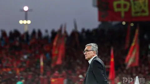 《独家揭秘：那不勒斯瞄准梅努，冬季转会窗口力追德布劳内，租借签约潜力无限》