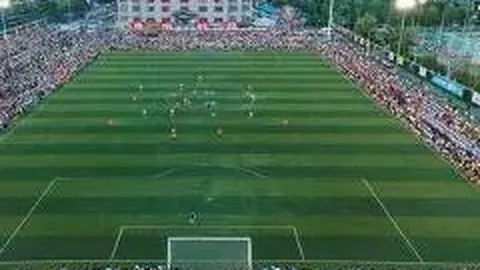 《英媒曝：阿尔特塔心仪莱奥，力图联手萨卡打造无敌边翼组合》