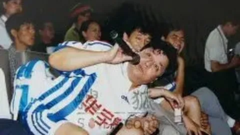 毕尔巴鄂逆转皇马，以2-1比分夺冠